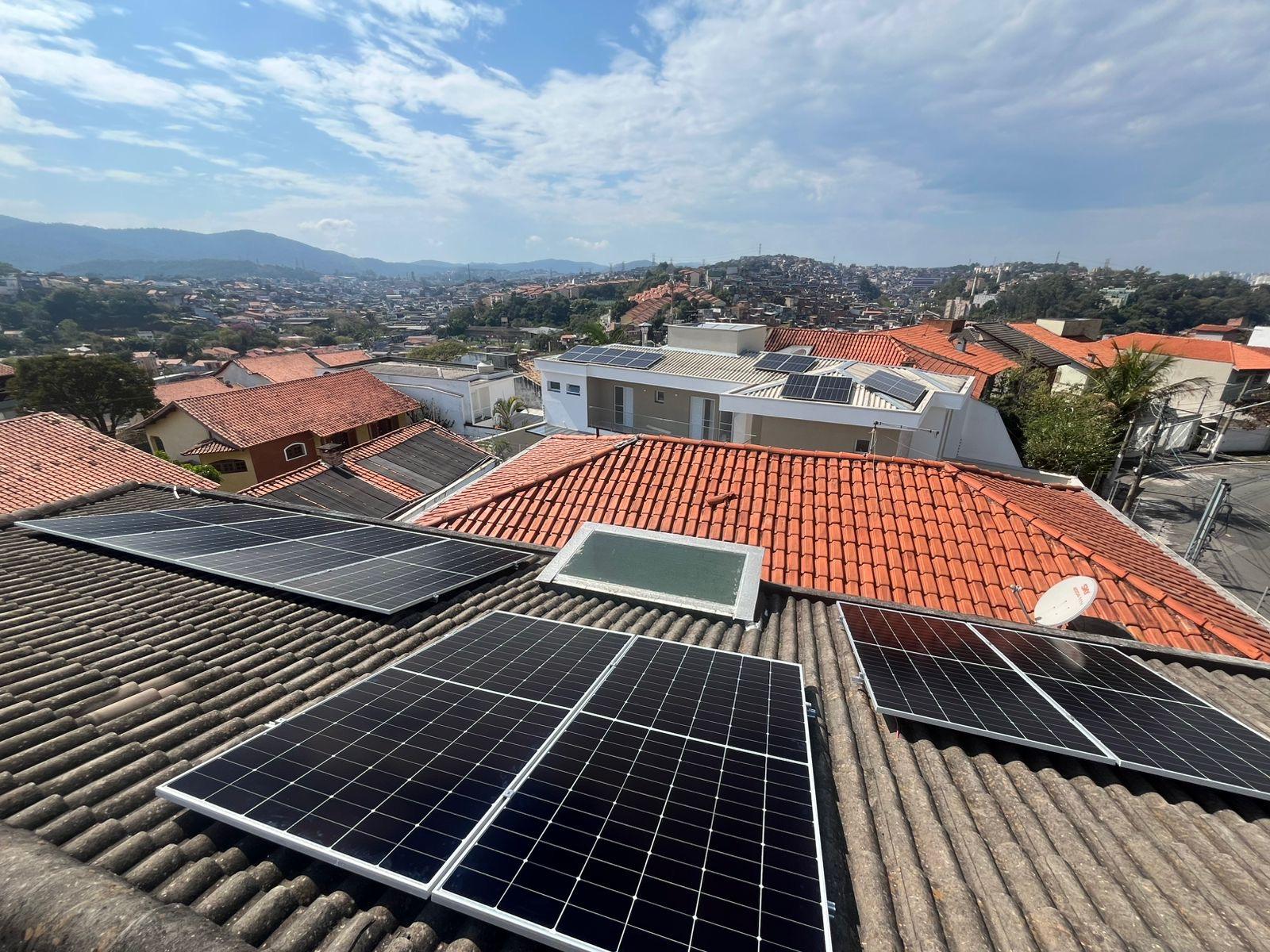 Foto de instalação de sistema de energia solar
